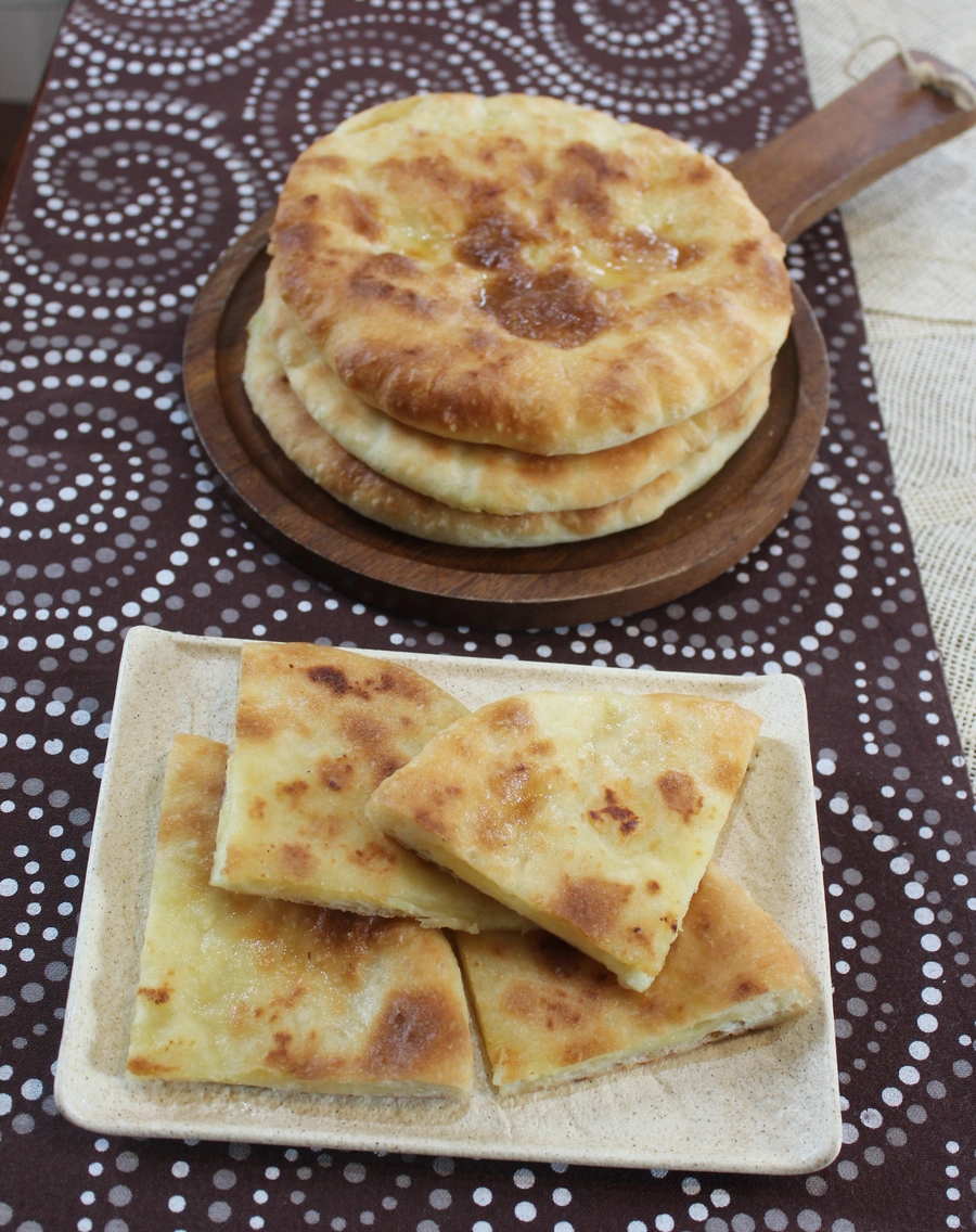 Imeruli Khachapuri – Traditional Georgian Cheese Bread - Georgian Recipes