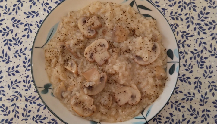 Shila plavi with mushroom – Georgian risotto